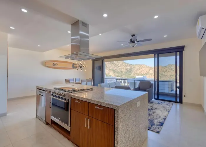 New 3 Bd With Pool And Gym Apartment