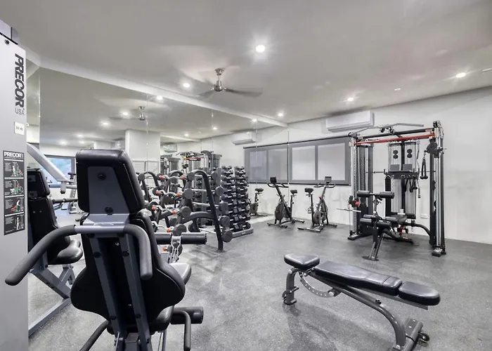 New 3 Bd With Pool And Gym Apartment